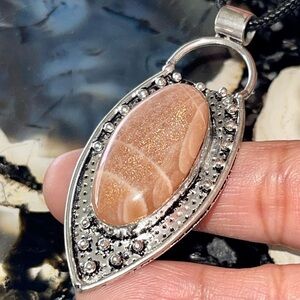 Cats Eye Pendant 2 1/2”